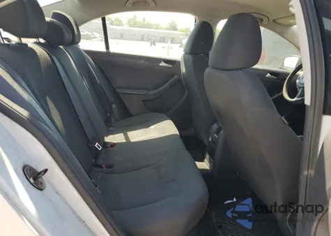 2014 Volkswagen Jetta Base from USA, damaged, VIN 3VW2K7AJ1EM325597